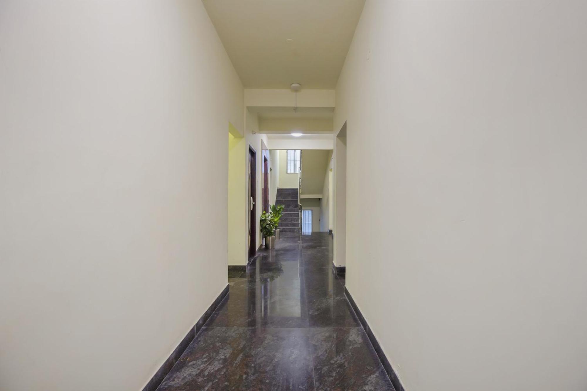 Super Hotel O Kelambakkam Kelambākkam Extérieur photo
